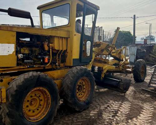 Vendo Motoniveladora de 12 Toneladas (cuchilla 13 Pies)