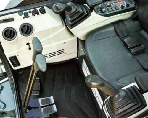 Miniexcavadora New Holland E27