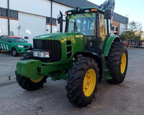 Tractor John Deere 6135j