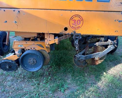 Agrometal TX Mega 16/52 muy Buen Estado