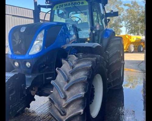 Tractor New Holland T.7 240. 194 HP - año 2022