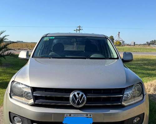 Volskwagen Amarok Trendline 4X4 AT 180hp