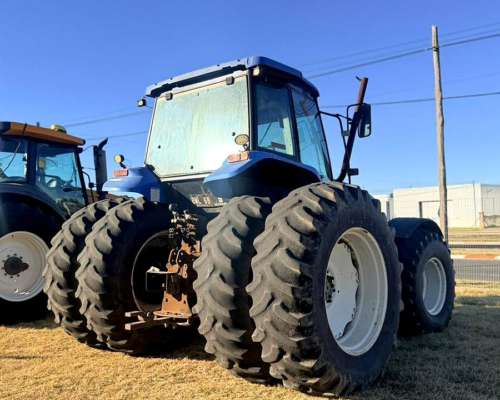 Nh Tractor 7040 TM
