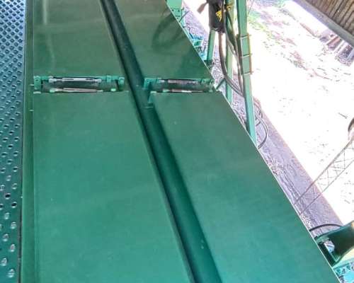 Sembradora Pierobon año 2013 de 30 Líneas a 21