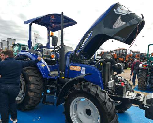 90 HP con Techo Parasol Lovol, Pozzi Maquinarias SA