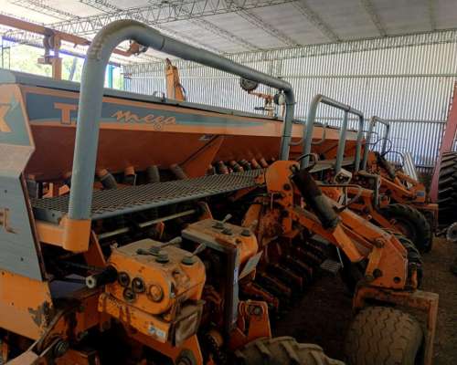 Sembradora Agrometal TX Mega 23 a 35 Mecanica