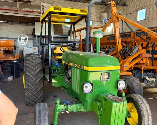 Tractor John Deere 2140 NO 3350,2730,2850