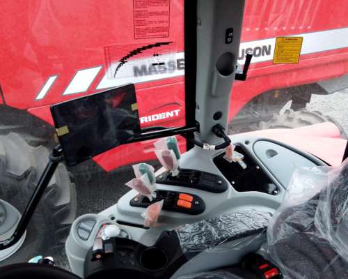 Tractor Massey Ferguson 7390