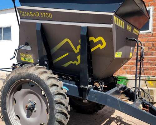 Fertilizadora Bernardin Quasar 3700