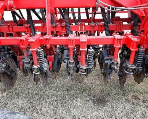 Sembradora Crucianelli Pionera 3023, Reparada Completa.