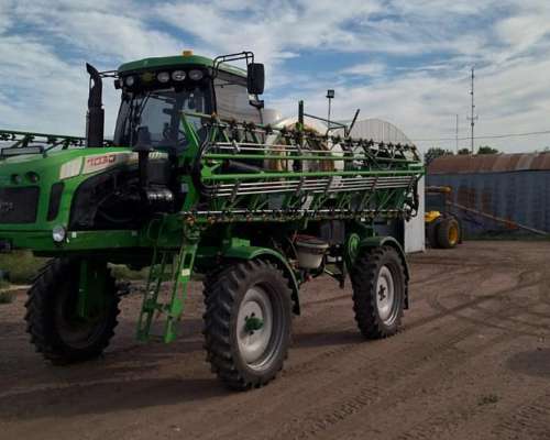 Pulverizadora Metalfor 7030 , año 2017