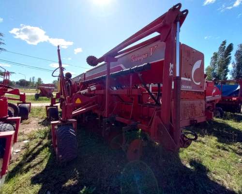 Sembradora G.grueso Crucianelli Gringa V 12 a 70