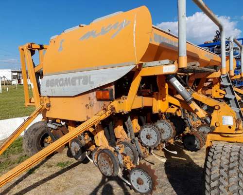 Sembradora Agrometal año 2007