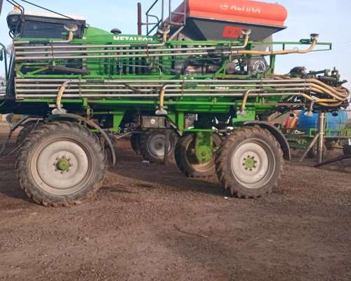 Fertilizadora Metalfor Multiple 3200, 4.500 Hs Motor