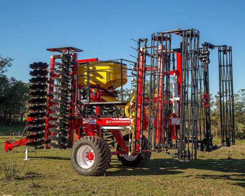 Acondicionador de Suelos 3 en 1 + Sembradora Tecno Campo