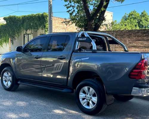 Toyota Hilux SRV AT 53.000km 2020