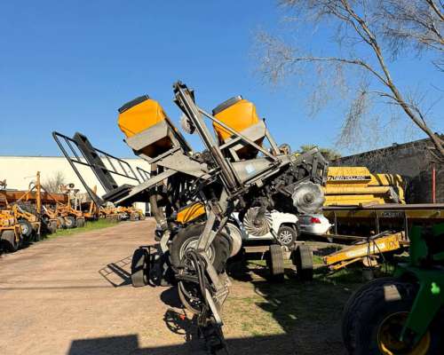 Sembradora Pla de 12 a 52 Doble Fertilización
