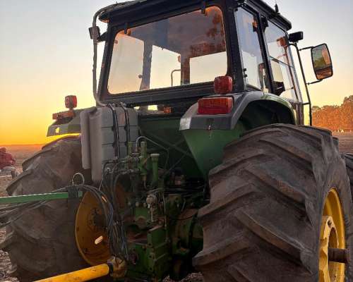 Vendo John Deere 7500 Modelo 98