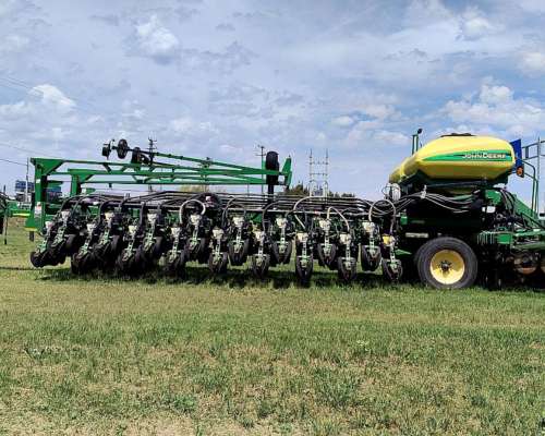 John Deere DB 47 a 38