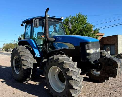 Tractor New Holland TM 7010