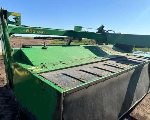 John Deere Moco 635 año 2014
