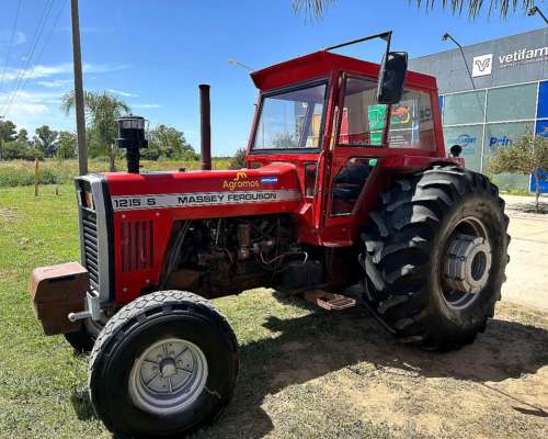 Tractor Massey Ferguson MF 1215 125 HP – Cabinado, año 1979