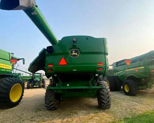 Cosechadora John Deere S680, Año:2015. Seminueva Importada