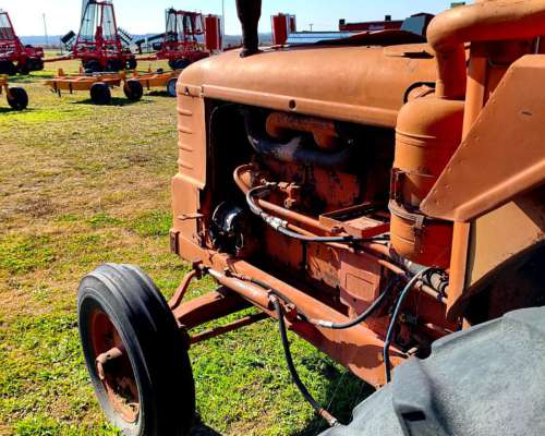 Tractor Fiat Mod. R-60 con Dirección Hidráulica