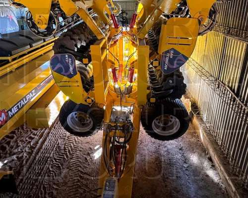 Ascanelli ATT6000 2024, de 6 Mts, 150 Has.