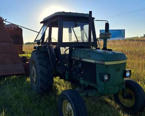 Tractor John Deere 2850