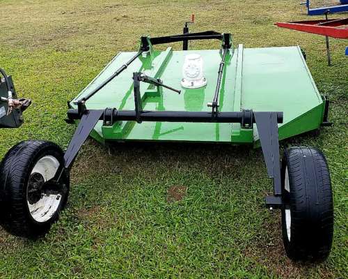 Desmalezadora Serafini de Arrastre