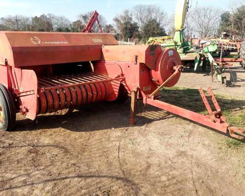 Enfardadora Mainero 5600. Atadura Alambre