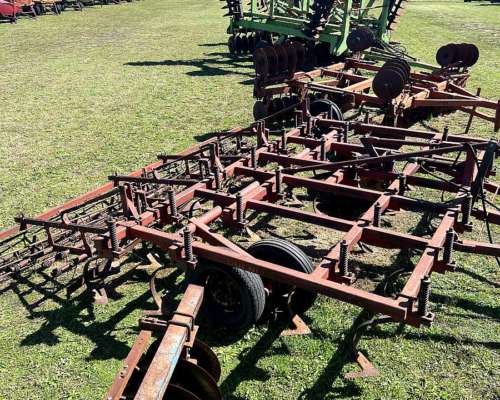 Cultivador de Campo Dolbi de 4.50 Mts de Ancho de Labor