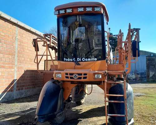 Pulverizador Jacto Uniport Plus 2500 año 2010