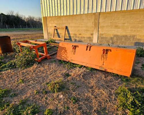 Zanello UP100 con Pala y Pinche