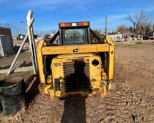 Minicargadora John Deere 8875