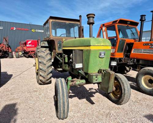 Tractor John Deere 3530