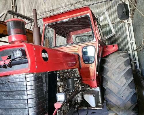 Massey Fergusson 1098 .
