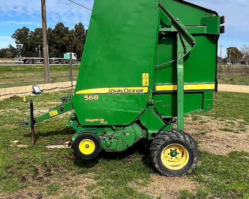 Rotoenfardadora John Deere 568 año 2012.