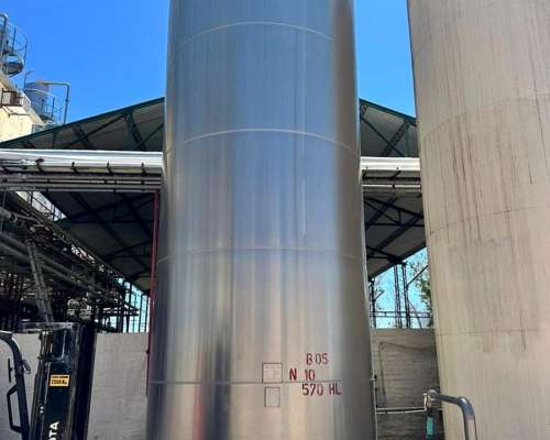 Se Venden 5 Silos de 150.000 Lts de Acero Inox