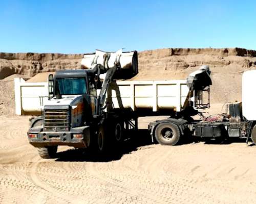 Campo con Cantera de Arena Bentonita Arena de Fractura