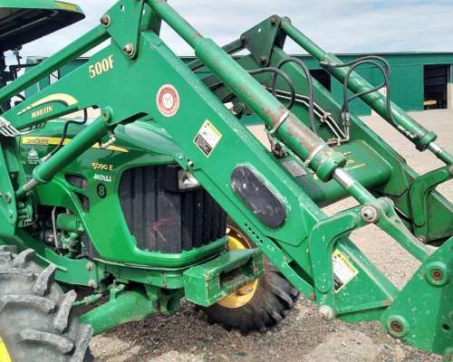 John Deere 5090e D Paton. año 2017. 3 Pts. Pala OM.