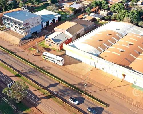 Se Vende en Virasoro Corrientes. Esquina con Locales Comerci
