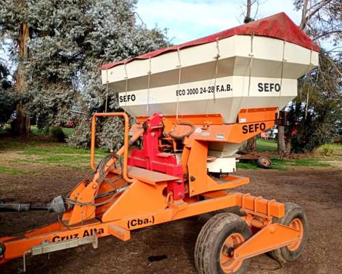 Fertilizadora Sefo Mod ECO 3000, con Balanza .
