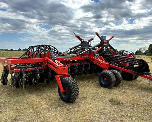 Sembradora Juber AIR Drill de 43 a 26 con Kit Neumático