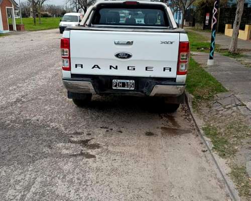 Ford Ranger XLT 2015 - 44 Automática