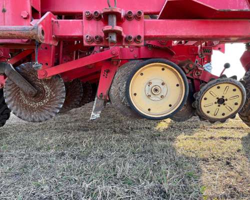 Sembradora Giorgi Precisa 8000 de 26 a 52 muy Buen Estado