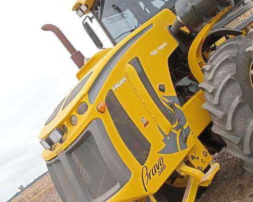 Tractor Pauny Bravo 580 año 2017 260 HP muy Bueno
