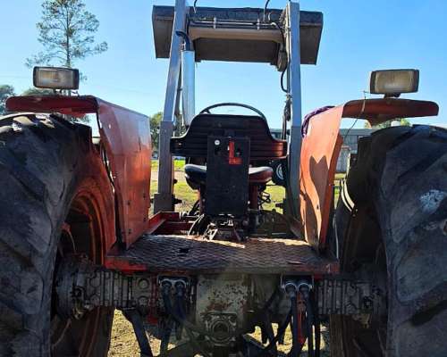Massey 1175 con Pala Omar Martin