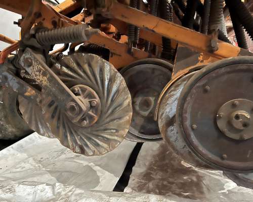 Sembradora Agrometal MX 33/21